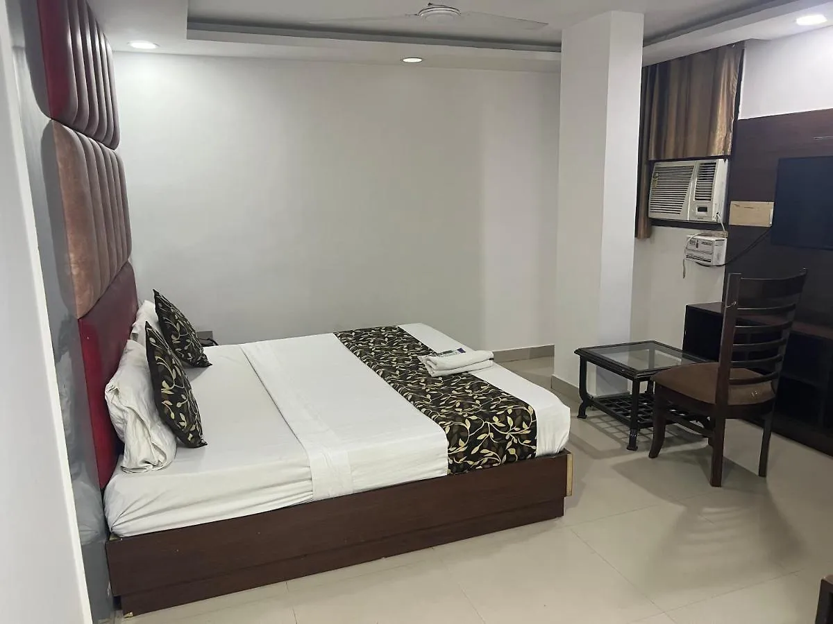 Hotel New City Lite Near Igi Airport Delhi 4*, New Delhi